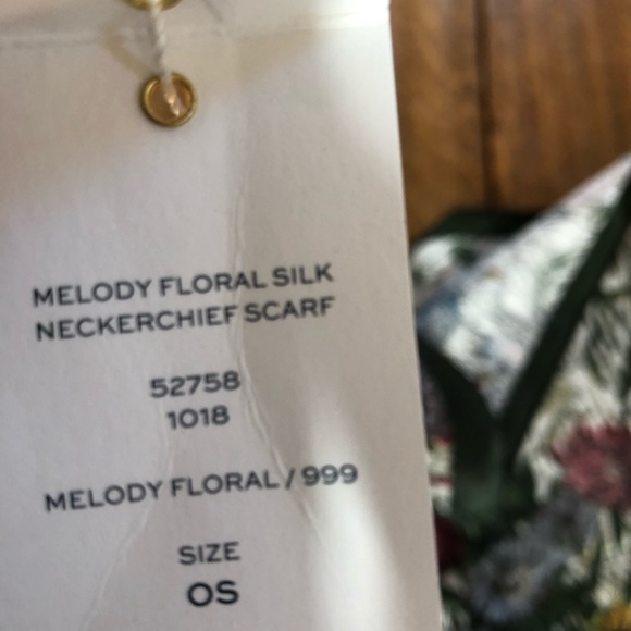 NWT Tory Burch melody floral neckerchief scarf - Picture 3 of 5